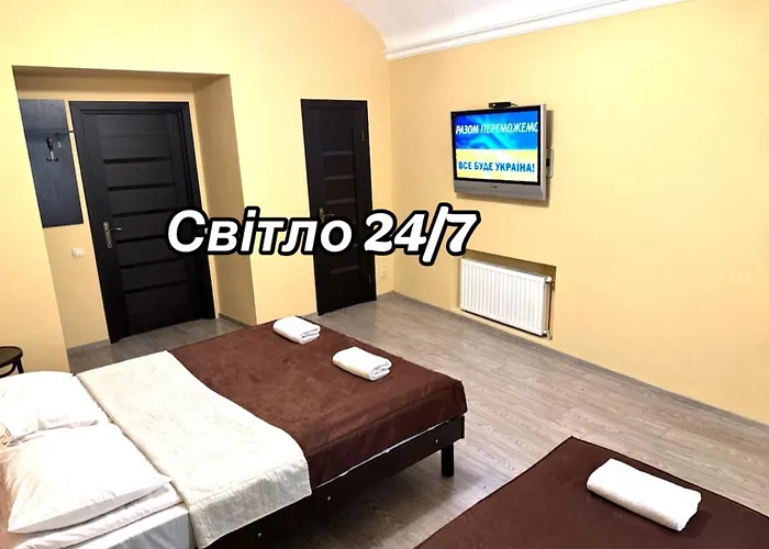 Готель ЦісаR Банкіръ Львів